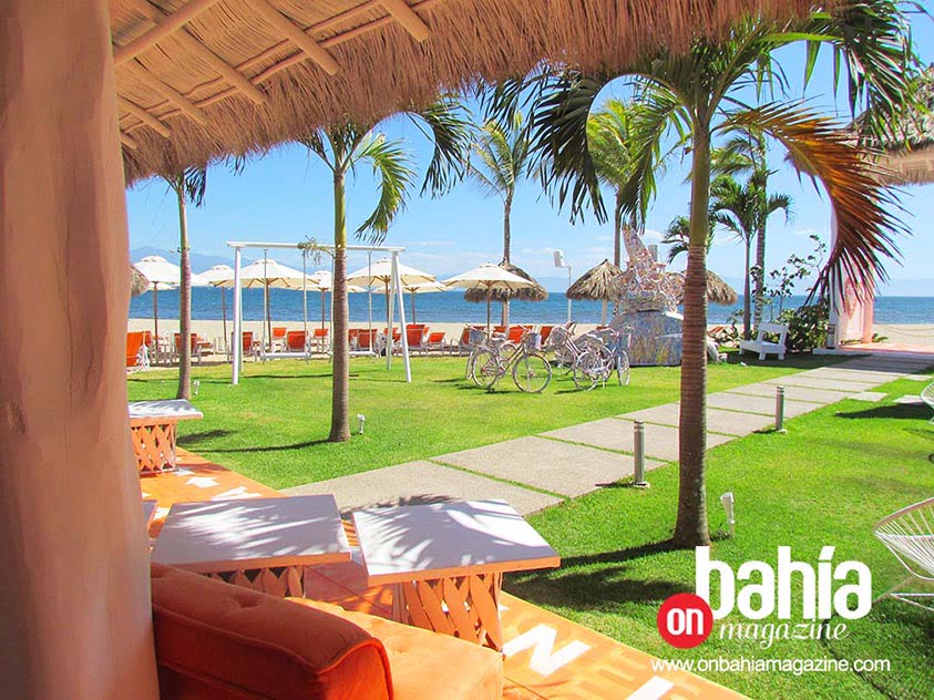 Eva Mandarina Beach Club, Relax 'con Arte' A La Orilla Del Mar • On Bahia  Magazine Destinos