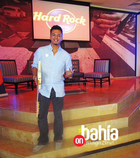 Jonathan Bracamontes, Vibe Manager de Hard Rock Hotel Vallarta. (Foto: Rodolfo Preciado).