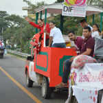 desfile dif bahia10 On Bahia Magazine Destinos Bahía de Banderas Entrada
