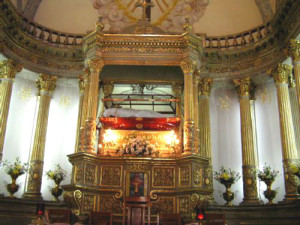 iglesia-cuevita-iztapalapa2