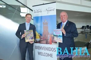 Dan bienvenida a nuevo vuelo de Southwest Airlines 12 SWtex17