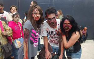 desfile zombies6 On Bahia Magazine Destinos Opinión Entrada