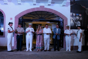 museo naval mexico vallarta3 On Bahia Magazine Destinos Cultura Entrada