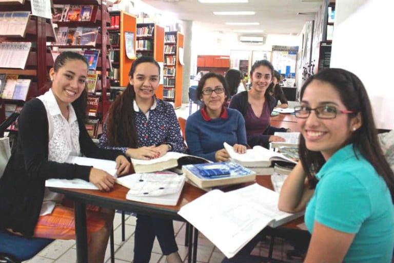 Leerán universitarios “Don Quijote” para conmemorar Día del Libro