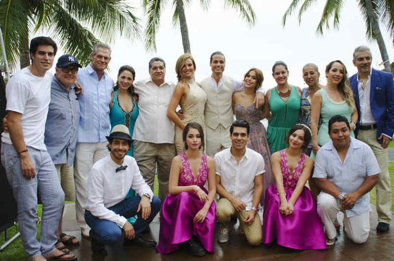 Puerto Vallarta convertido en un set de filmación con la cinta ¡Cómo va!