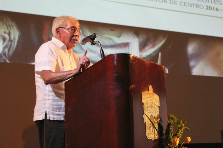 Propone Cifuentes plan para regular el turismo a Islas Marietas