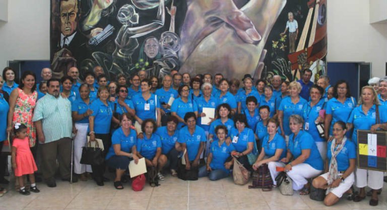 Concluye cursos la cuarta generación de adultos mayores del SUAM