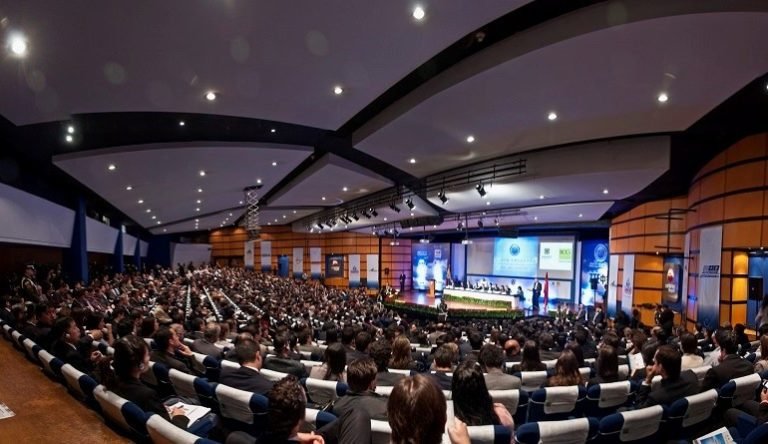 Turismo de reuniones generó más de 890 mil empleos