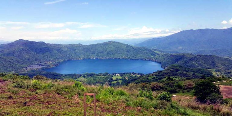 Recibe laguna de Santa María del Oro distintivo Blue Flag