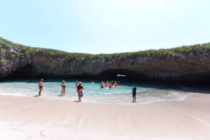 playa del amor islas marietas2 On Bahia Magazine Destinos nayarit Evento