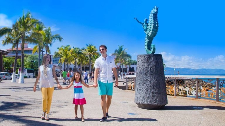 Puerto Vallarta obtiene 4 nominaciones a los Premios Travvy 2017