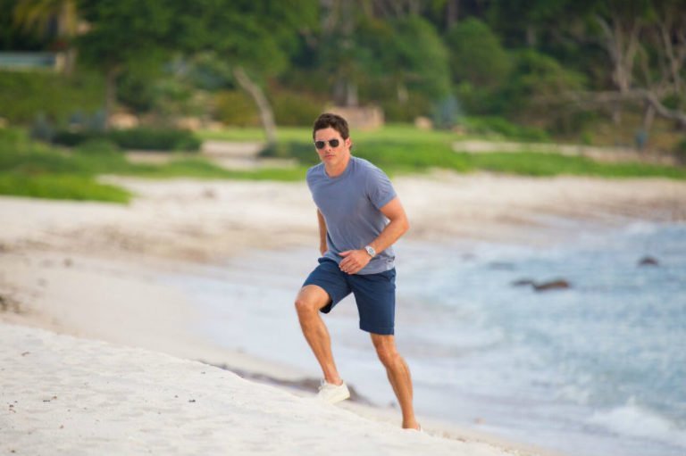James Marsden disfruta fin de semana romántico en St. Regis Punta Mita Resort