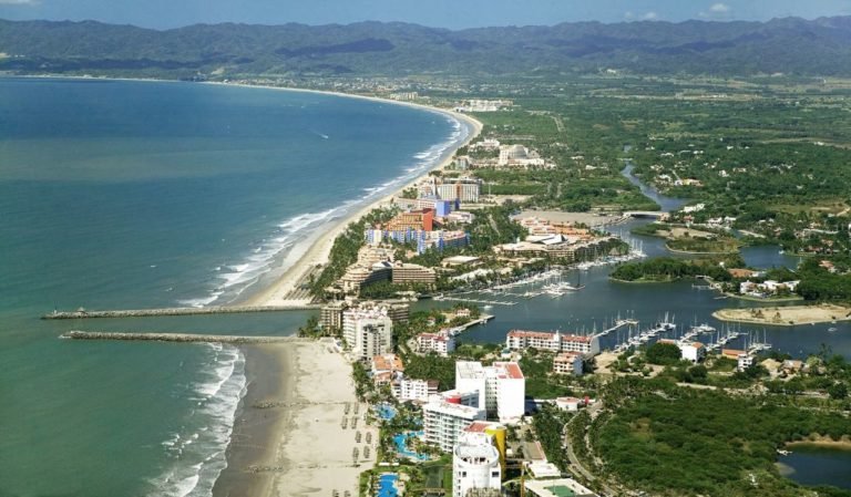 Invitan al Primer Outlet Turístico de Nayarit