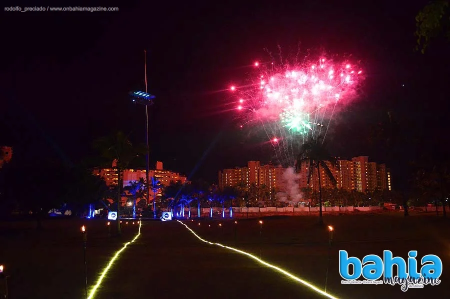 En Puerto Vallarta ya es posible "cenar en el cielo" 6 dnsk102