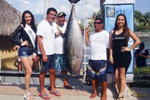 Beluga campeon de tuna On Bahia Magazine Destinos pesca Evento