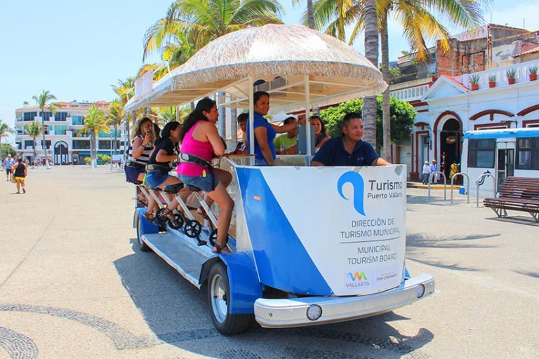 Visitantes disfrutan de amplia gama de actividades turísticas