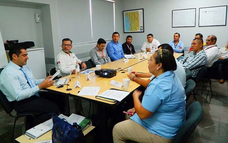 Busca Secretaría de Turismo nuevas líneas y rutas para aeropuerto de Tepic