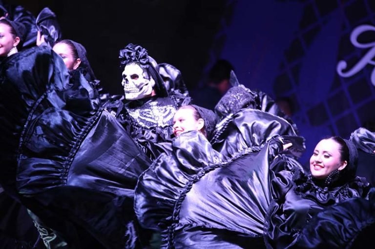 Vive Bahía de Banderas su Primer Festival de Día de Muertos