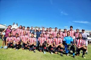Un éxito “Encuentro de Leyendas América - Chivas” 24 ENCUENTRO DE LEYENDAS AMERICA CHIVAS EXITOSO 16