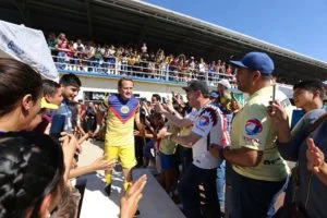 Un éxito “Encuentro de Leyendas América - Chivas” 17 ENCUENTRO DE LEYENDAS AMERICA CHIVAS EXITOSO 8