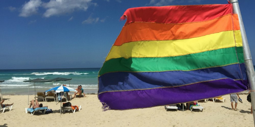 Playa gay On Bahia Magazine Destinos turismo Evento