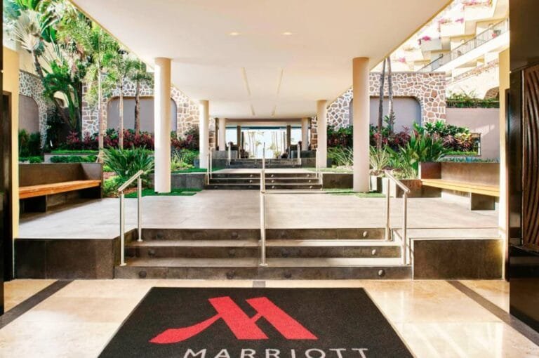 Marriott International logra crecimiento récord en habitaciones en 2021