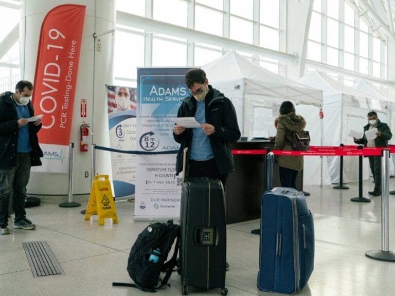 U.S. to drop COVID-19 testing for inbound international air travellers