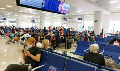 pasajeros aeropuerto On Bahia Magazine Destinos Sectur Evento