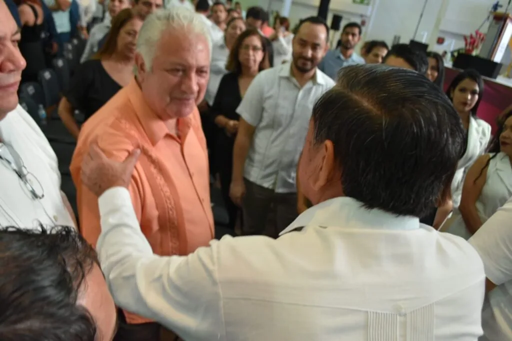 Empresarios piden al Profe Michel “trabajar de la mano” por Puerto Vallarta 4 Dr Jorge Villanueva Presidente AEBBA 01