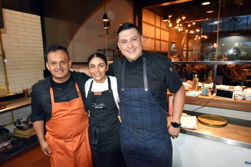 Entre Moles, Salsas y Vinos, una tríada perfecta en Loma 42 Bahía 15 chefs entre moles salsas y vinos