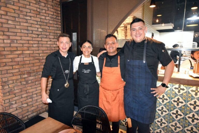 Entre Moles, Salsas y Vinos, una tríada perfecta en Loma 42 Bahía