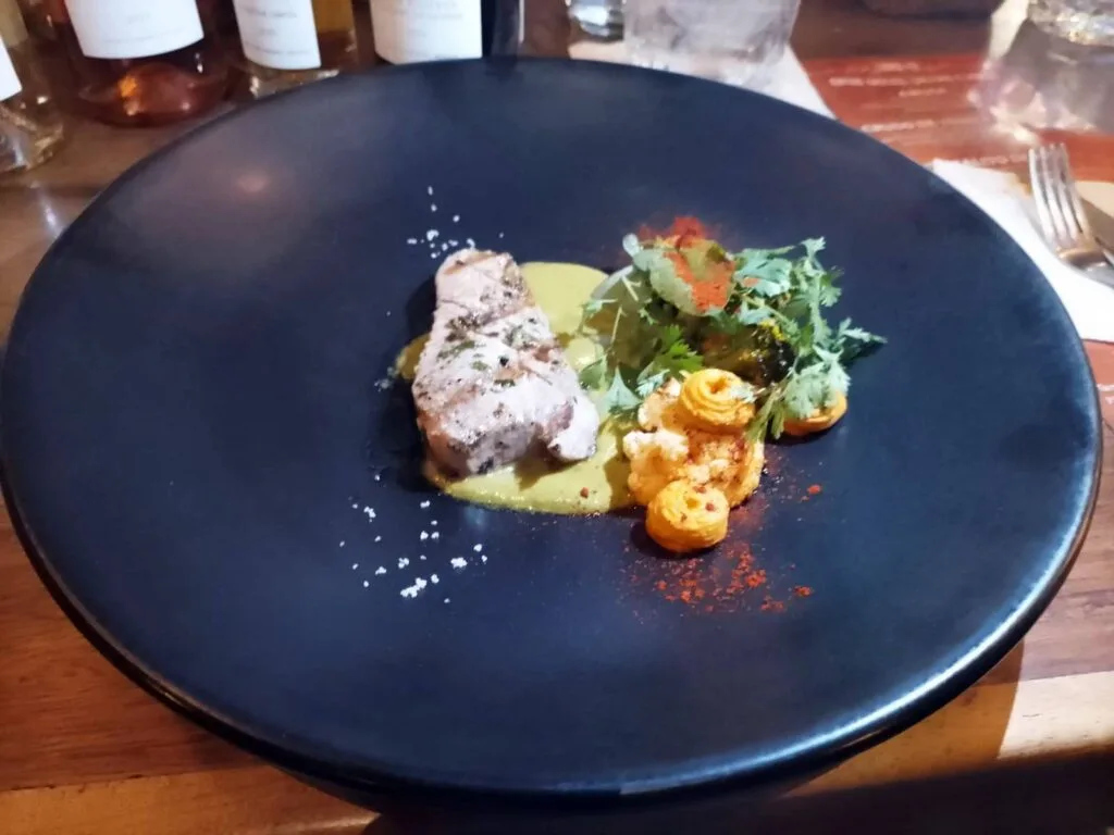 Entre Moles, Salsas y Vinos, una tríada perfecta en Loma 42 Bahía 19 entre moles salsas y vinos 13