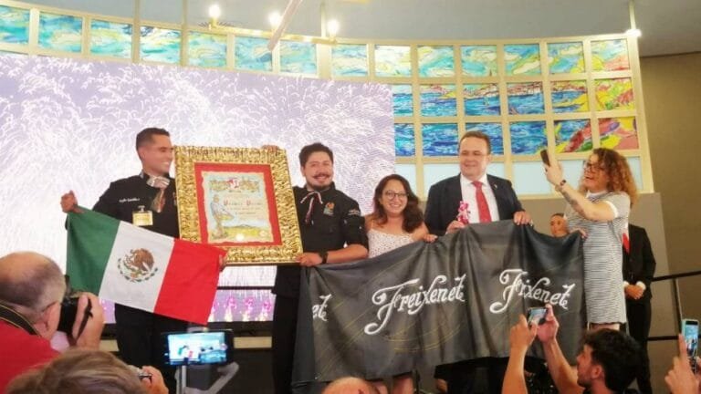 SABORES: Ganan cocineros mexicanos el premio a “la mejor paella del mundo”