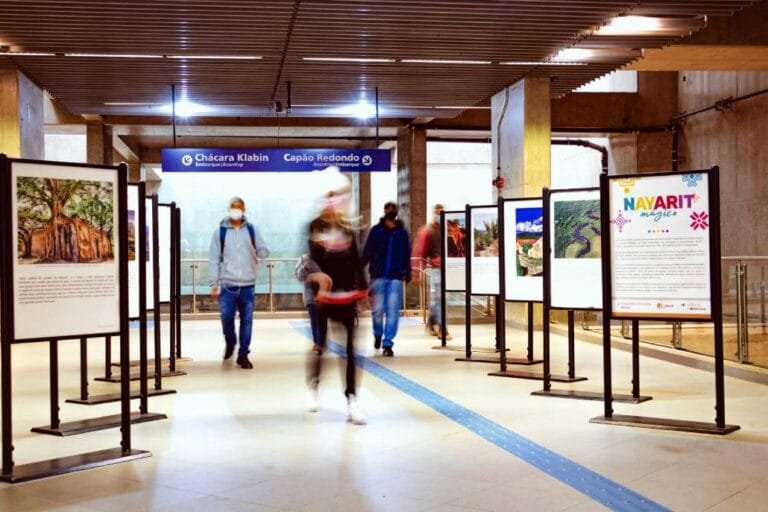 Nayarit “viaja” en el metro de Sao Paulo