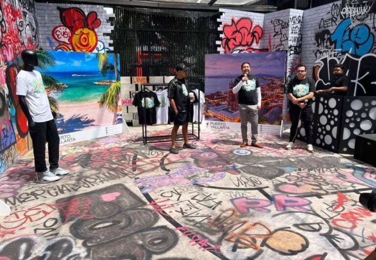 Puerto Vallarta y Lust Masaryk lanzan una t-shirt edición especial