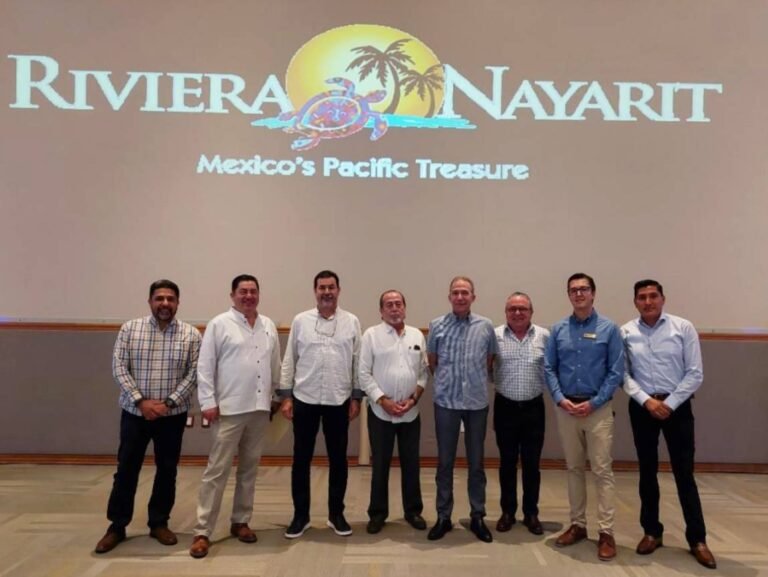 Ratifican Mesa Directiva de la Asociación de Hoteles y Moteles de Bahía de Banderas