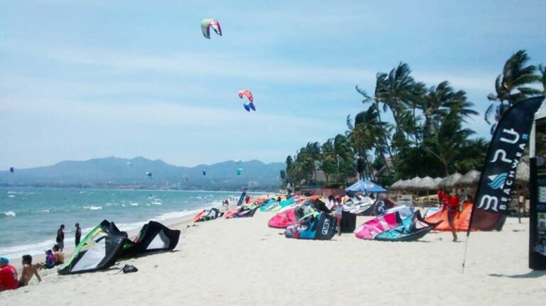 Llega a Nayarit el Festival del Viento 2023; el evento más importante de Kitesurf en México