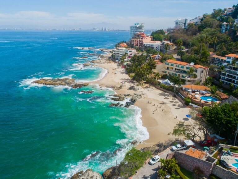 Puerto Vallarta cierra temporada de verano con buenos resultados