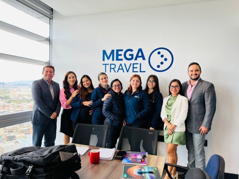 Puerto Vallarta promueve su oferta turística en el mercado colombiano