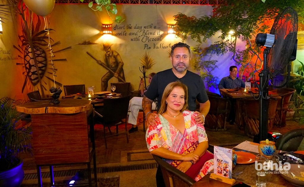 DeCantaro Sexto Aniversario 21 on Bahia Magazine Destinos Restaurantes Entrada