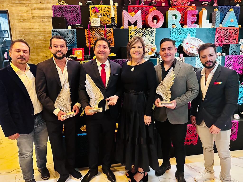 LGBTQ Travel Awards Mexico 3 On Bahia Magazine Destinos #LGBTQ Evento