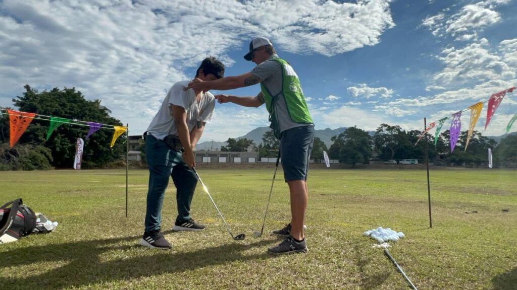 clinica de golf comude vallarta 6 On Bahia Magazine Destinos México Open at Vidanta Evento