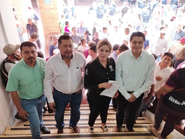 Promueve derechos laborales el gobierno municipal de PV