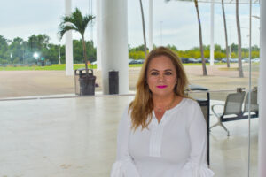 Laura Patricia Virgen AMPI On Bahia Magazine Destinos Real Estate Entrada