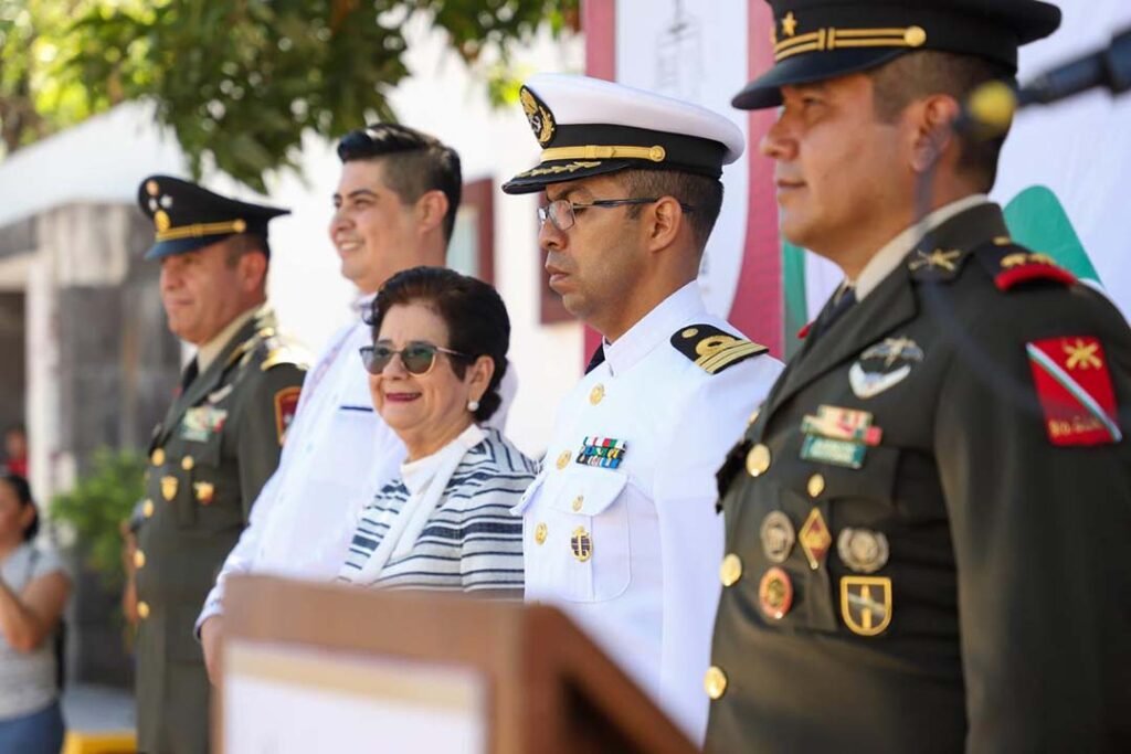 Conmemoran autoridades vallartenses el Día de la Bandera Nacional | On ...