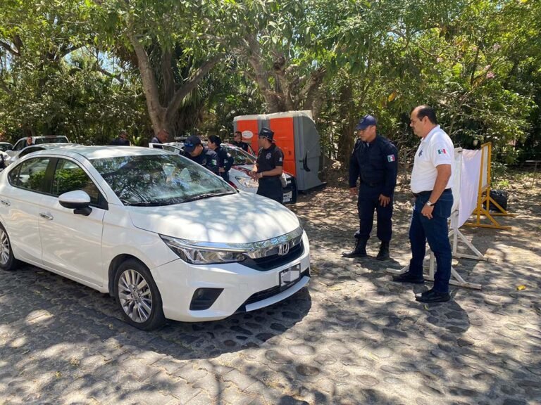 Autoridades mantienen presencia en playas y puntos de afluencia turística del municipio