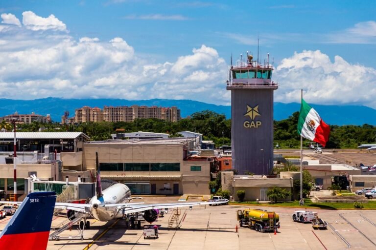 Puerto Vallarta registra incremento de 7.7% en pasajeros por vía aérea