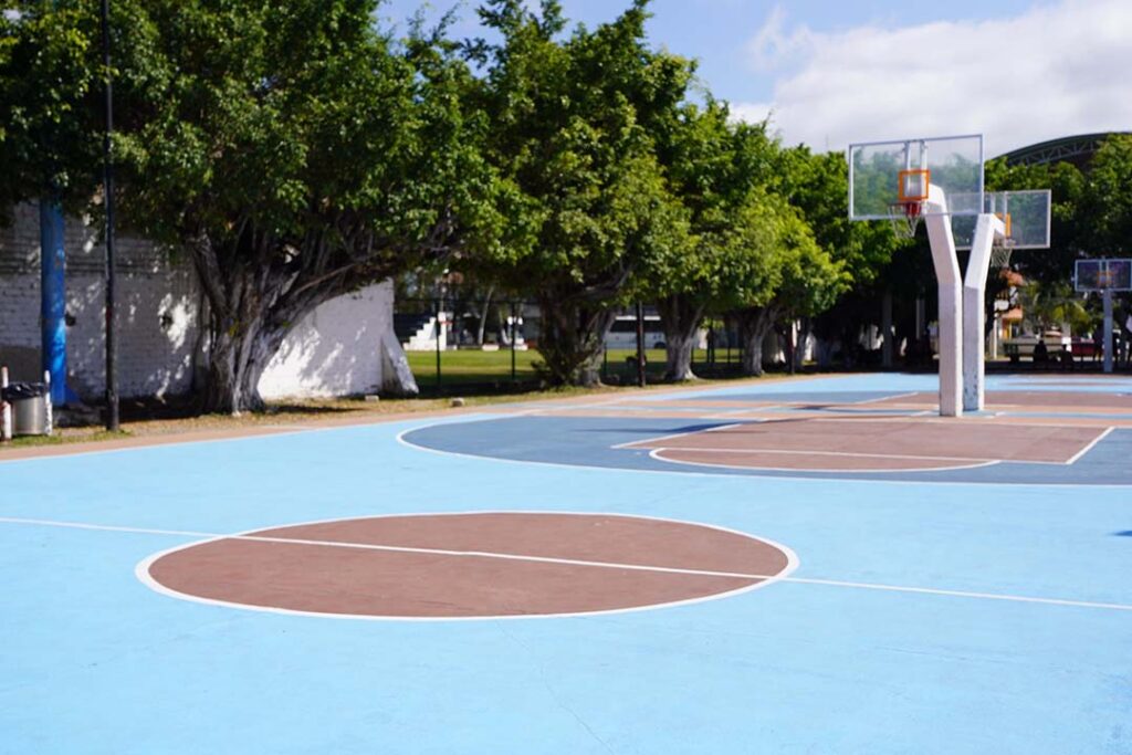 invitan adisfrtar diferentes epacios deportivos en puerto vallarta 03 On Bahia Magazine Destinos Ayuntamiento de Puerto Vallarta Entrada