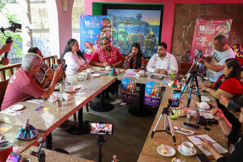 Anuncian 18a edicion del Festival Vallarta Azteca del Folclor Internacional 05 On Bahia Magazine Destinos Turismo Medico Entrada