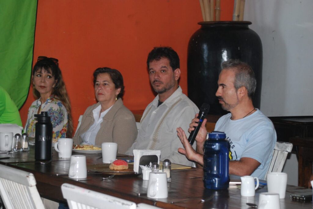 En equipo con ambientalistas cuidaremos Vallarta 06 On Bahia Magazine Destinos Elecciones 2024 Entrada
